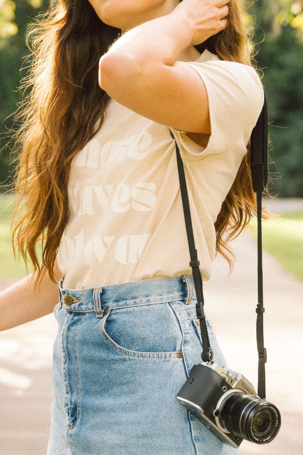 Make Waves Tee | Beige