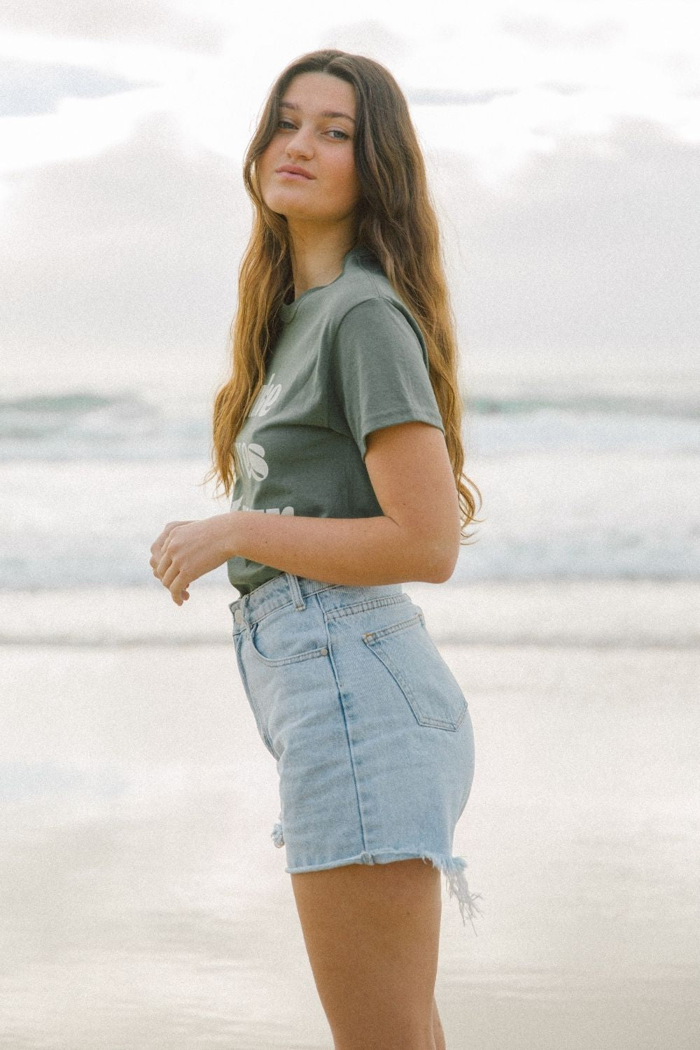 Make Waves Tee | Khaki